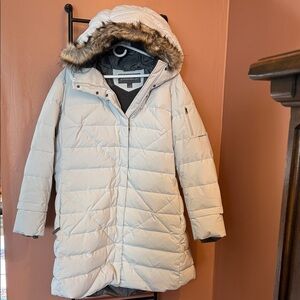 Eddie Bauer Light Gray Quilted Puffer Coat with Faux-Fur Trim Hood